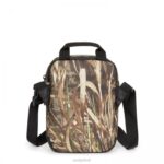 Eastpak The One CNNCT Realtree Camo LTZJ256 Shoulder Bags - Image 4