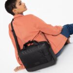Eastpak Acton CNNCT Coat LTZJ278 Shoulder Bags - Image 2