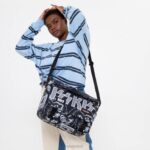 Eastpak Delegate + Kiss Grunge Ultra Marine LTZJ274 Shoulder Bags - Image 6
